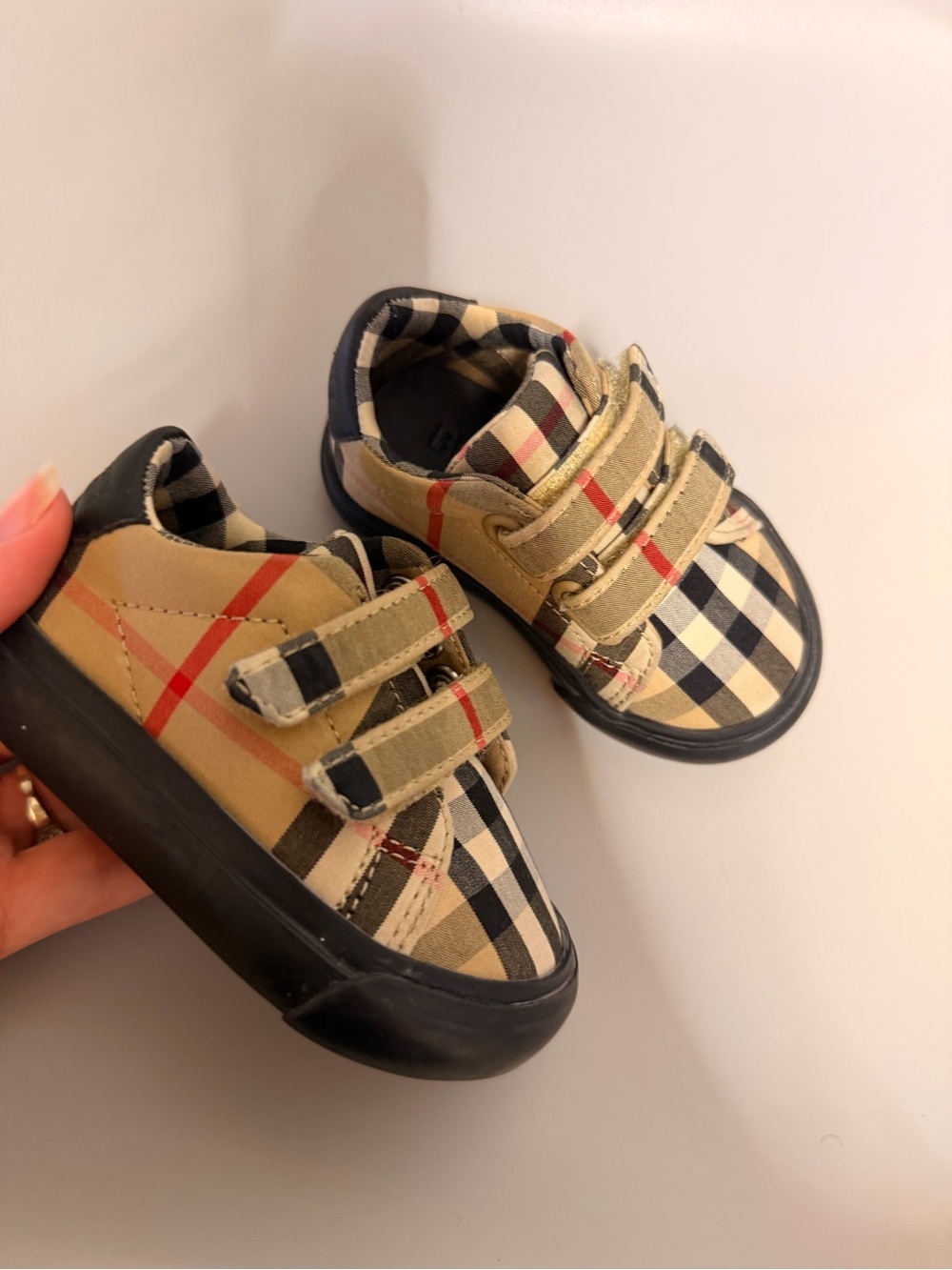 Burberry Kids Plaid Velcro Sneakers - Beige/Black. Size 17 excellent condition